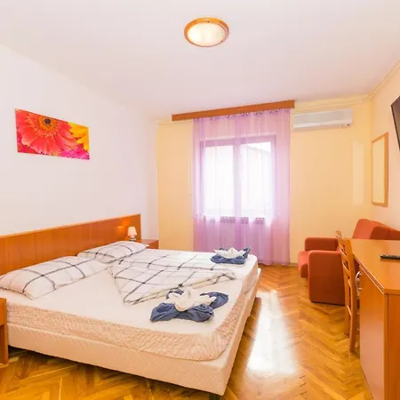 Pansion Tramontana Bed & Breakfast