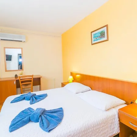 Pansion Tramontana Bed & Breakfast 3*