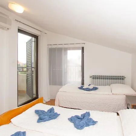 Bed & Breakfast Pansion Tramontana