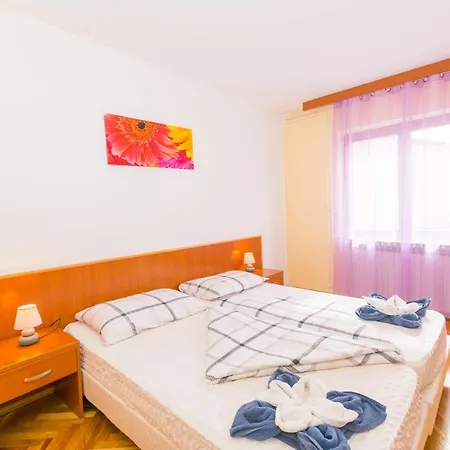 Pansion Tramontana 3*